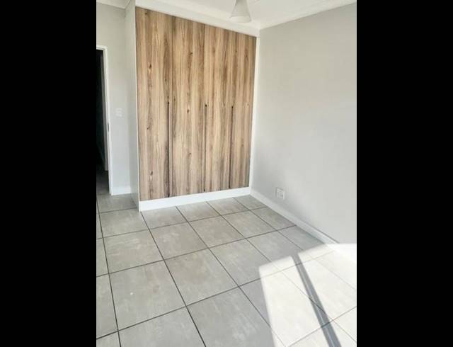 2 BEDROOM APARTMENT FOR SALE IN SILVER LAKES